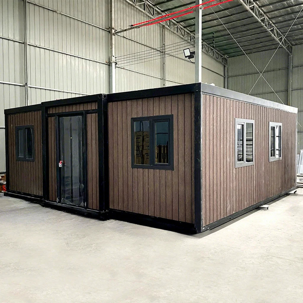 Customized Prefabricated Container House  2 3 Bedrooms Luxury T Tiny Home  20ft 40ft Portable Modular Mobile Garden Rooms