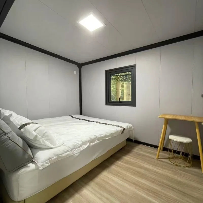 Customized 20Ft 40Ft 2 Bedroom Prefabricated Container House Luxury Mobile Expandable Container Houses Wooden House Tiny House
