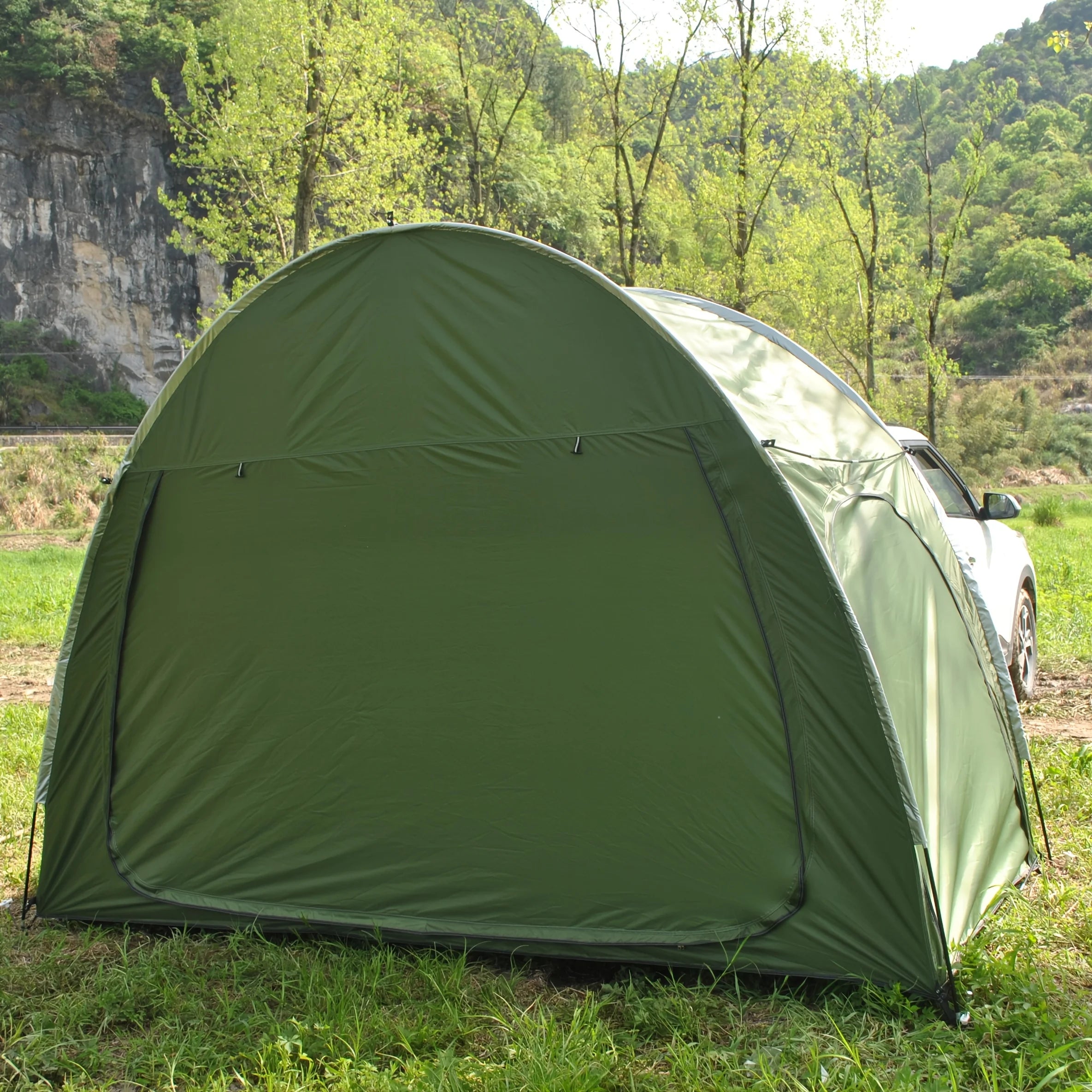 SUV Rear Tent Large Camping Tent Beach Tent Sturdy and Durable 210D Oxford Cloth Tent UV Blocking Tent Waterproof Tent 118in*59in*78.8in