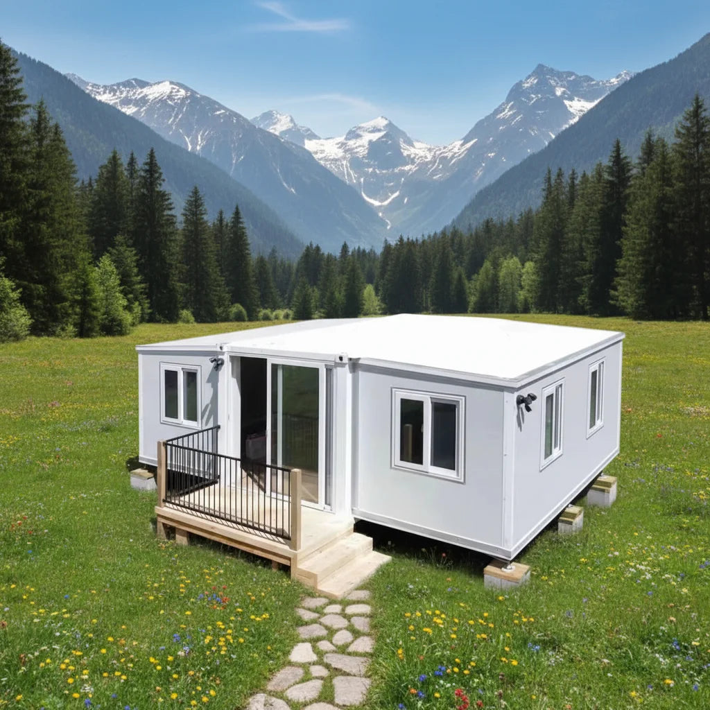 Customized 20Ft 40Ft 2 Bedroom Prefabricated Container House Luxury Mobile Expandable Container Houses Wooden House Tiny House